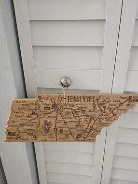 Totally Bamboo Destination Tennessee Shaped Cutting Board – Bamboo Charcuterie